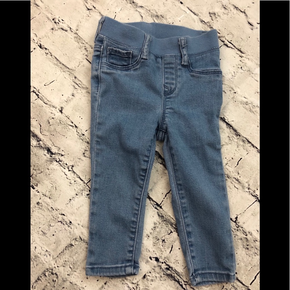 Baby girl 12-18 Gap Jeans